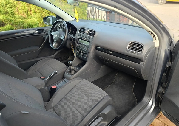 Volkswagen Golf cena 9999 przebieg: 286000, rok produkcji 2009 z Turek małe 301